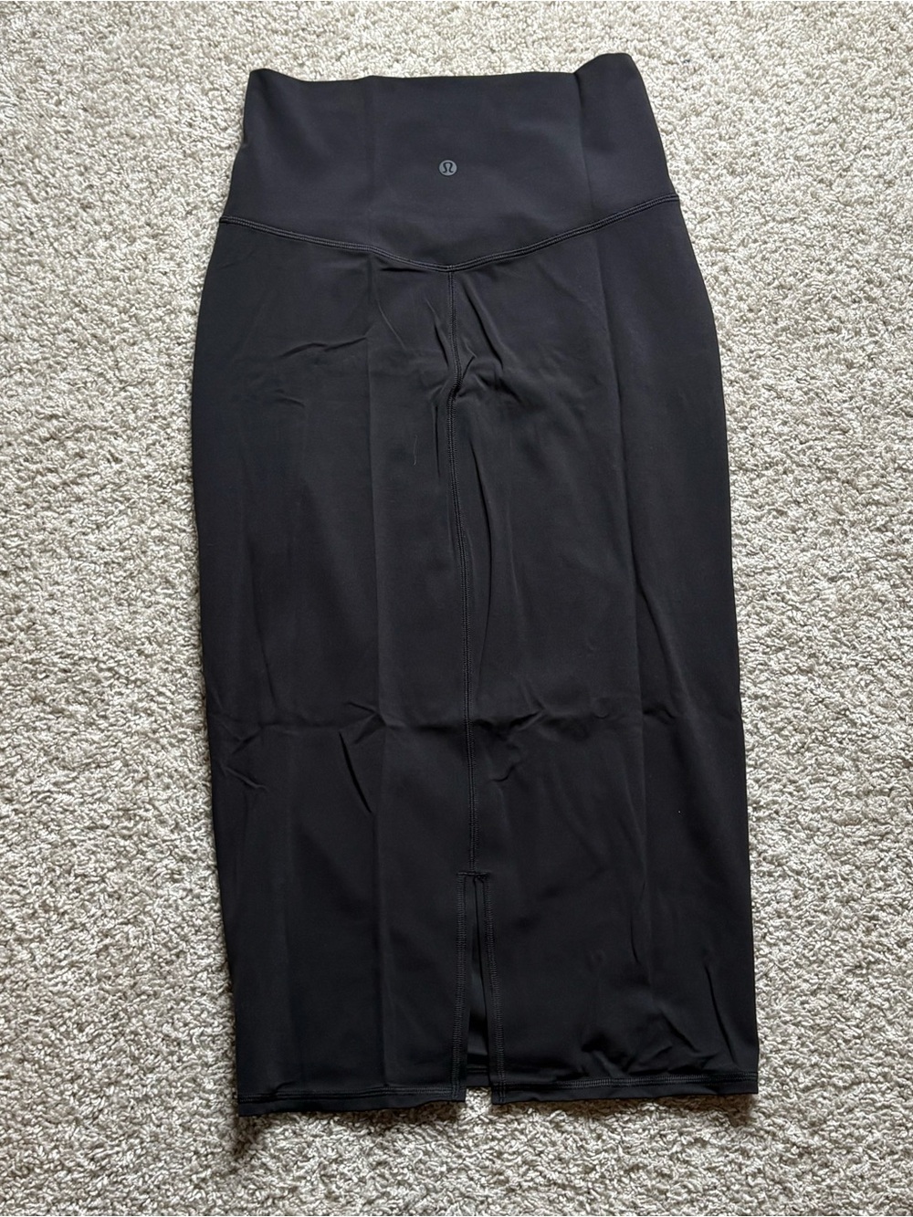 Lululemon Nulu Slim-Fit High-Rise Skirt - Picture 2 of 4